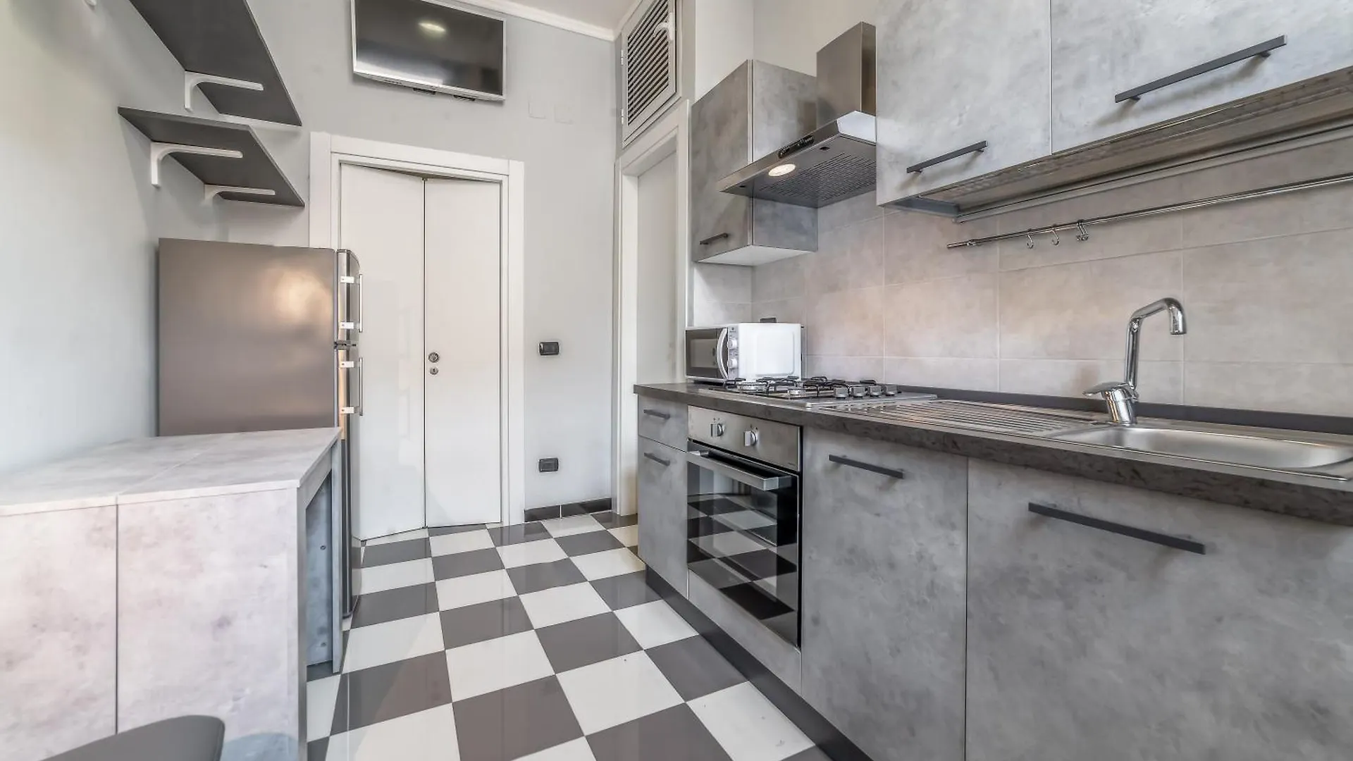 Rome In Love B&B - Termini Train Station Italien