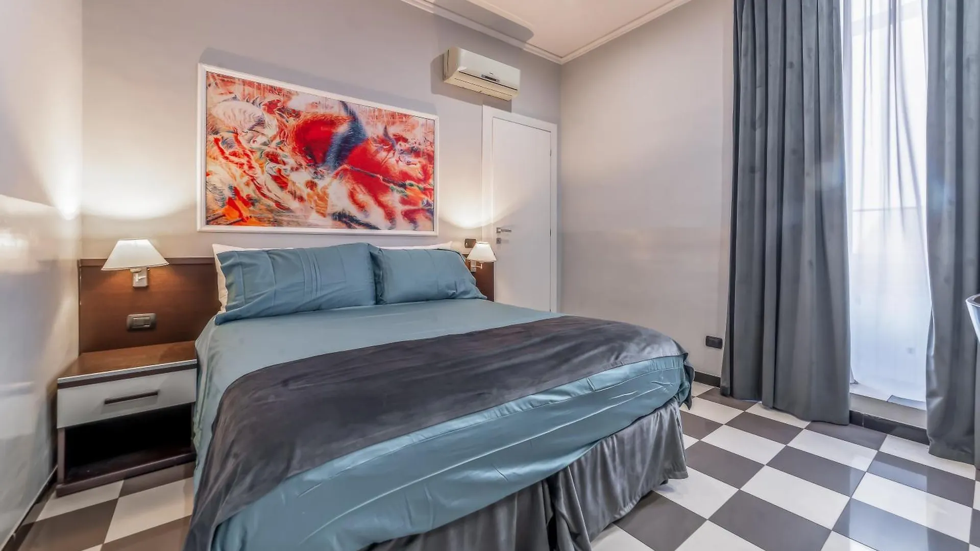 Rome In Love B&B - Termini Train Station 0*,  Italien