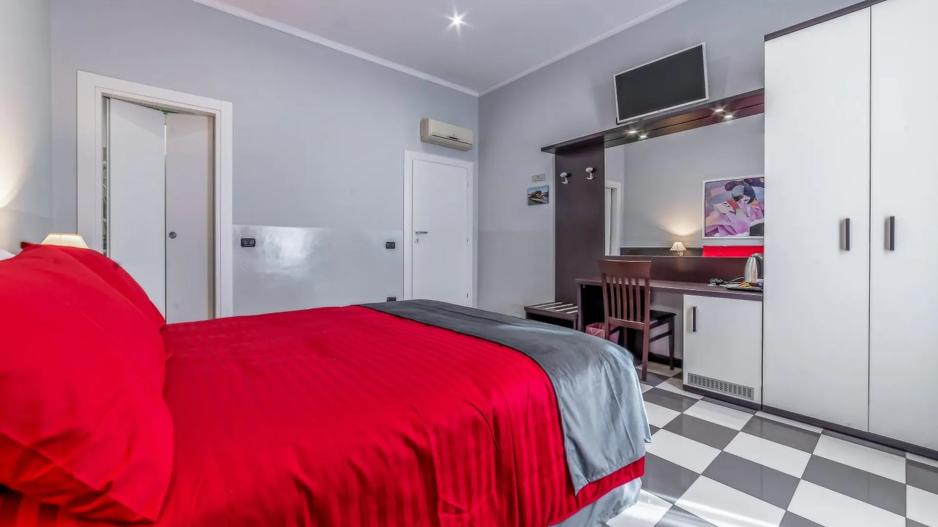 Gæstehus Rome In Love B&B - Termini Train Station Italien